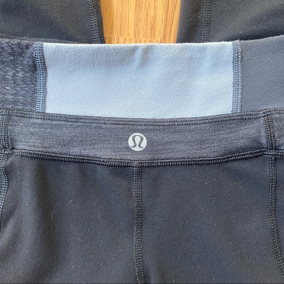 SOLD Lululemon Reversible Groove Pant - Picture 8 of 12